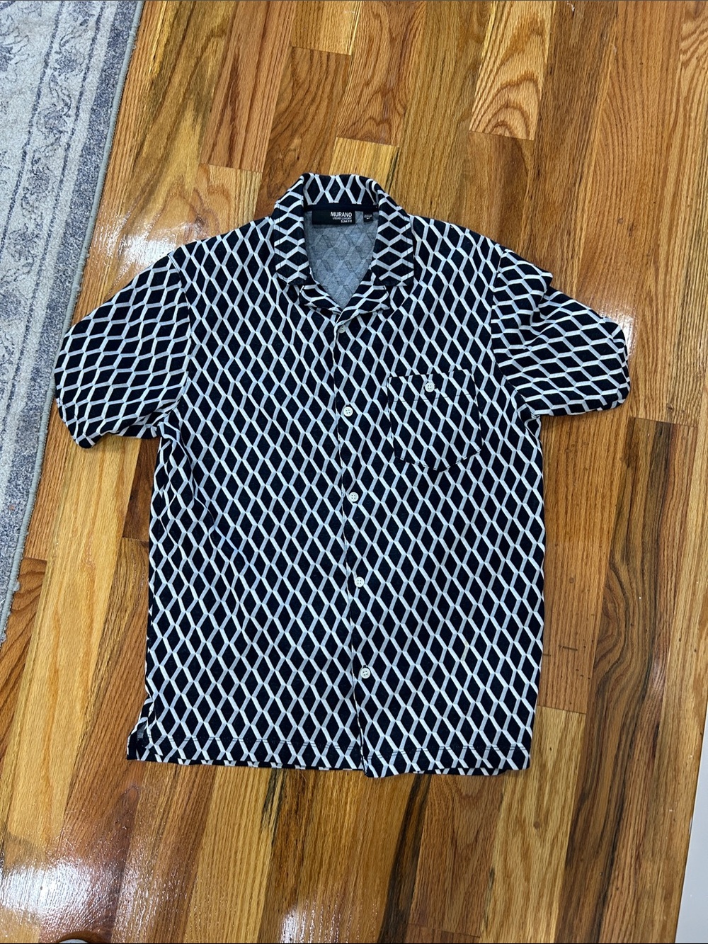 Murano dark Navy and White Short Sleeve Geometric Button-Down Shirt